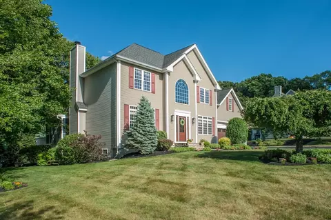 Exterior - 18 Boundary Stone Rd, Sutton, MA 01590 photo 2 of 7