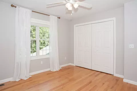 Bedroom - 18 Boundary Stone Rd, Sutton, MA 01590 photo 5 of 5