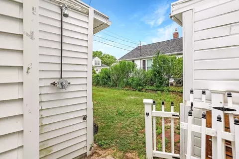 Exterior - 10 Barnes St, Wareham, MA 02571 photo 5 of 5