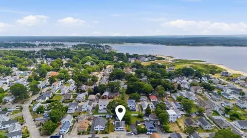 View/Area - 10 Barnes St, Wareham, MA 02571 photo 3 of 8