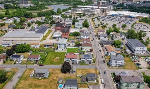 View/Area - 833 Grinnell St, Fall River, MA 02721 photo 5 of 8