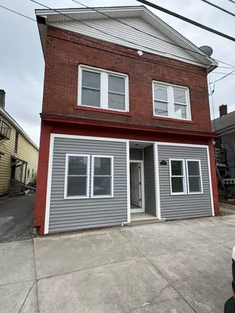 25 Spring St, Adams, MA 01220