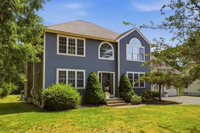 36 S Brown St, Dartmouth, MA 02747