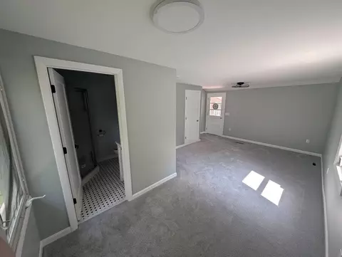 Bedroom - 9 Champlain Dr, Hudson, MA 01749 photo 7 of 8