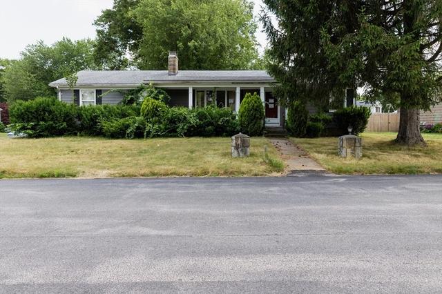 12 Cypress Dr, Smithfield, RI 02917
