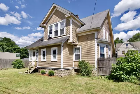 16 Amity Ct, Springfield, MA 01108 photo 2