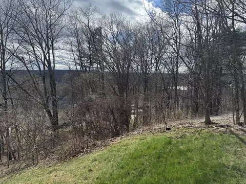 44 Rustic Dr, Worcester, MA 01609 photo 1