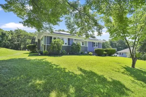 11 Juniper Hill Rd, Ware, MA 01082 photo 2