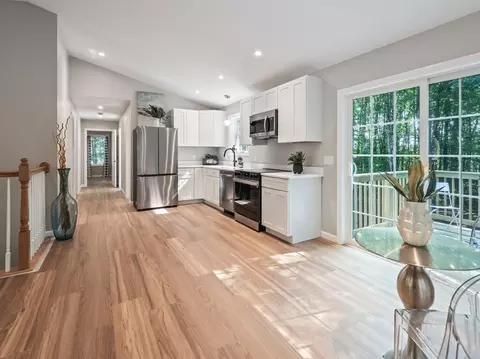 87 Murray Rd, Ashburnham, MA 01430 photo 4