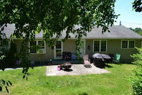40 Brooks St, Worcester, MA 01606 photo 3