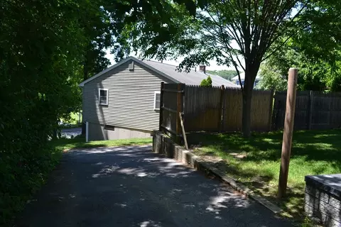 40 Brooks St, Worcester, MA 01606 photo 6