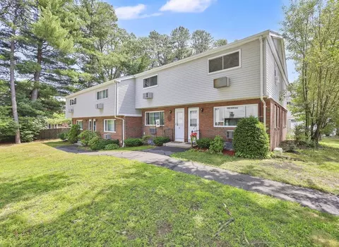 49 Sheri Ln #49, Agawam, MA 01001