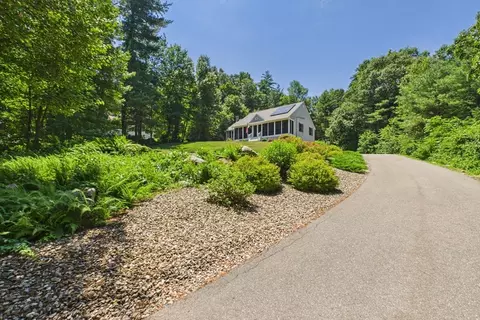 202 Silver St, Monson, MA 01057 photo 3