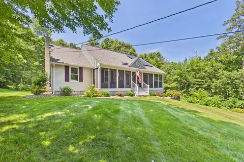202 Silver St, Monson, MA 01057