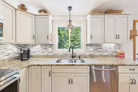 202 Silver St, Monson, MA 01057 photo 21