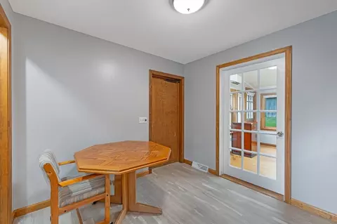 50 Emerson St, Springfield, MA 01118 photo 6