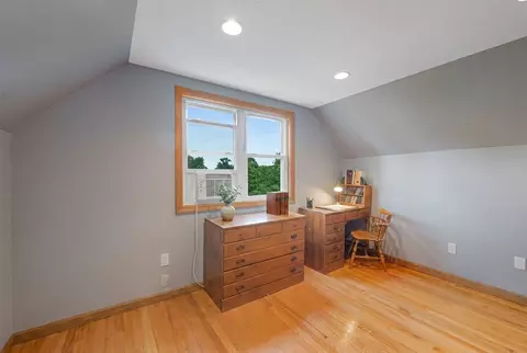 50 Emerson St, Springfield, MA 01118 photo 30