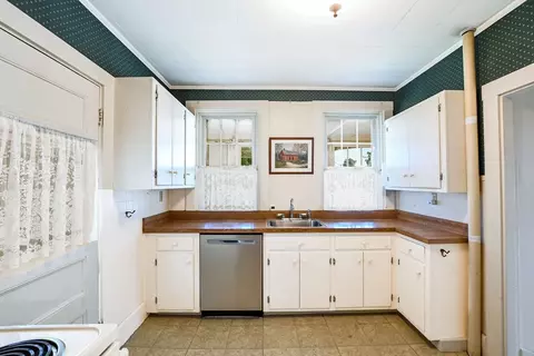 1067 Sandwich Rd, Bourne, MA 02561 photo 16