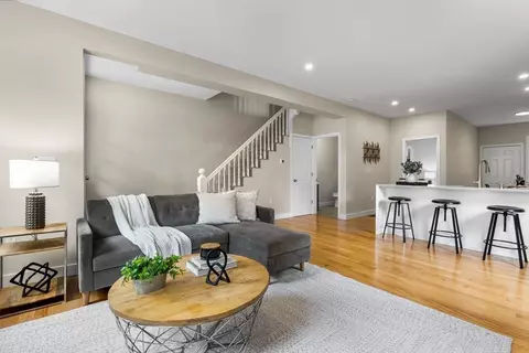 362 Silver St, Boston, MA 02127