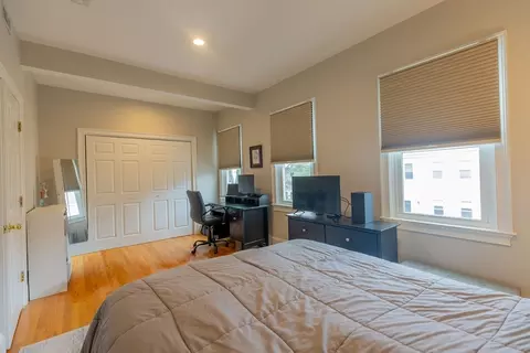 549 E Third #A-2, Boston, MA 02127 photo 15