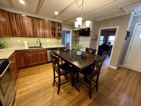 Kitchen - 3 Monroe Ct, Gloucester, MA 01930 photo 4 of 6