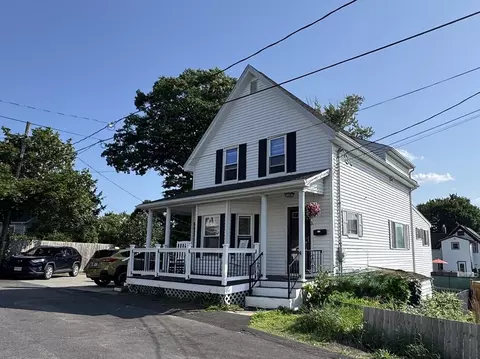 Exterior - 3 Monroe Ct, Gloucester, MA 01930 photo 3 of 7