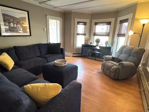 Living - 3 Monroe Ct, Gloucester, MA 01930 photo 1 of 6