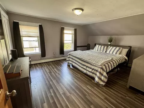 Bedroom - 3 Monroe Ct, Gloucester, MA 01930 photo 5 of 9