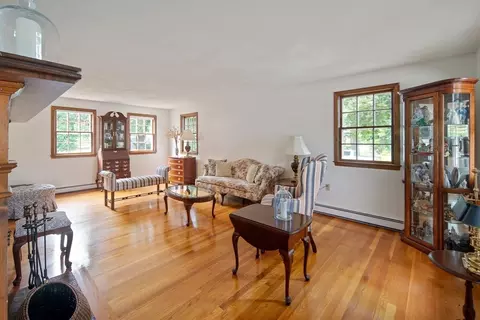 Living - 42 Riverside Dr, Reading, MA 01867 photo 1 of 3