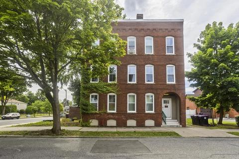 56 Pine St, Holyoke, MA 01040