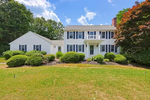 9 Northville Ave, East Bridgewater, MA 02333