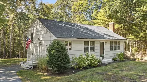 14 Randall St, Easton, MA 02356