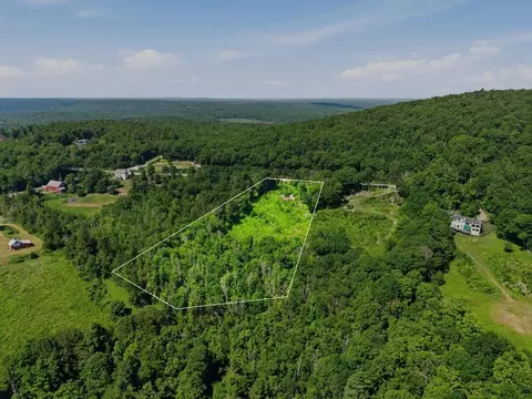 108 Mountain Rd, Princeton, MA 01541