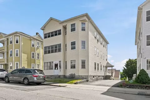 16 Plantation St, Worcester, MA 01604