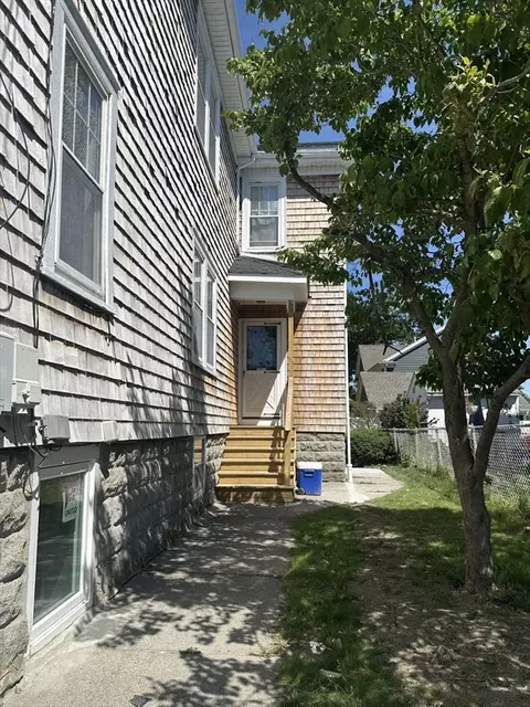 435-437 Stetson St, Fall River, MA 02720 photo 6