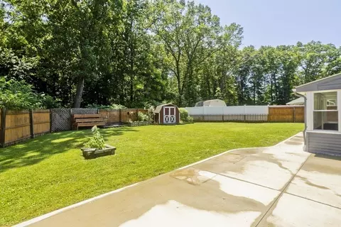 101 Old Farm Rd, Springfield, MA 01119 photo 28