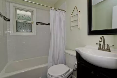 101 Old Farm Rd, Springfield, MA 01119 photo 20
