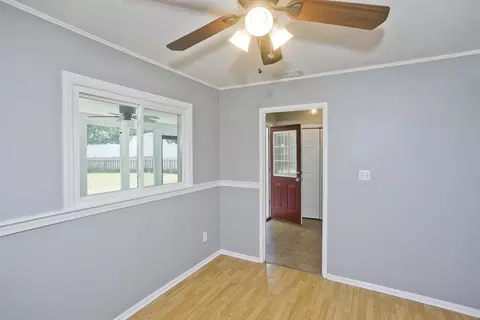 101 Old Farm Rd, Springfield, MA 01119 photo 11