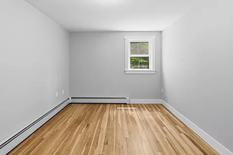 Bedroom - 159 Walnut St, Halifax, MA 02338 photo 4 of 7