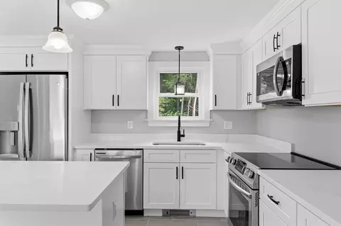 Kitchen - 159 Walnut St, Halifax, MA 02338 photo 4 of 5