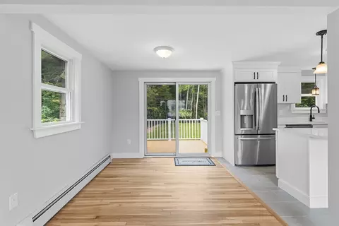 Living - 159 Walnut St, Halifax, MA 02338 photo 6 of 7