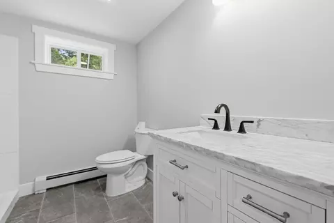 Bath - 159 Walnut St, Halifax, MA 02338 photo 2 of 3