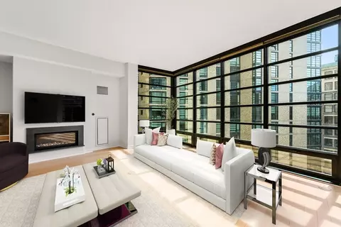 580 Washington St #8C, Boston, MA 02111