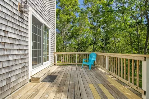 29 Carleton Dr, Mashpee, MA 02649 photo 6