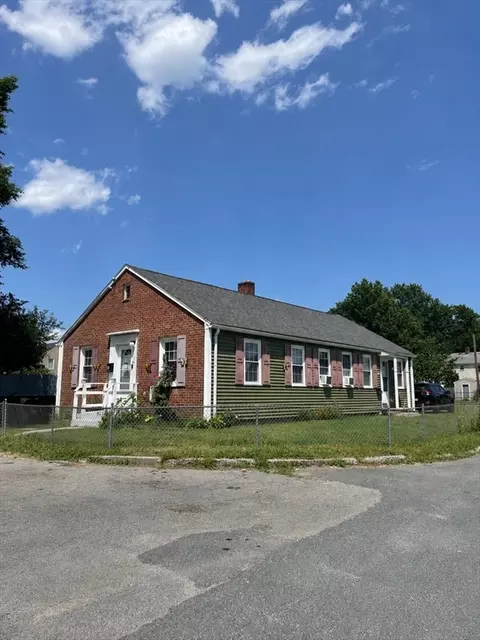 40 Ames St, Springfield, MA 01104 photo 1