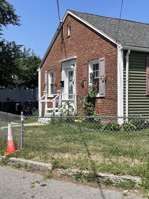 40 Ames St, Springfield, MA 01104 photo 13