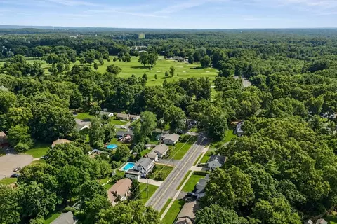 497 Dwight Rd, Springfield, MA 01108 photo 6