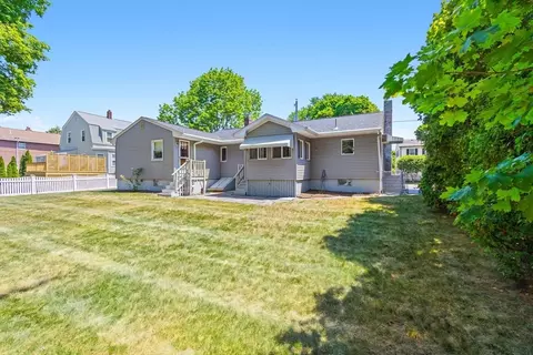 Exterior - 10 Willow St, Braintree, MA 02184 photo 4 of 6
