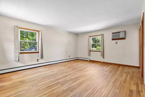 Living - 10 Willow St, Braintree, MA 02184 photo 6 of 7