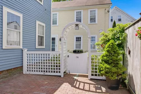 15 12 River St, Salem, MA 01970